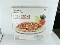 Pizza Stone with Wire Rack - Needs Cleaning