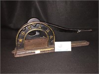 Griswold Tobacco Cutter, WORKS