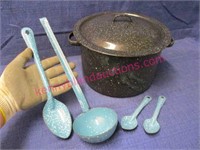 vintage enamelware smaller pot & blue utensils