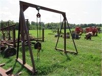 A-FRAME WITH CHAIN FALL