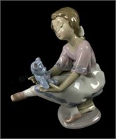 Lladro Porcelain #7620 ‘ Best Friend’ Figurine