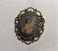14K GOLD HAND PAINTED PORTRAIT ON PORCELAIN PIN