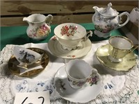 CUP & SAUCER SETS - CREAMERS