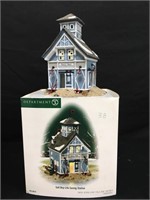 Dept 56 New England Salt Bay Life Saving Station