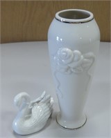 Vintage Lenox Miniature Swan Form & Bud Vase China
