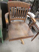 Antique W.H, Gumlocke Banker Chair