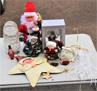 Misc Santa Decor One Sings & Gyrates Ornaments Mug