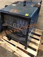 MILLER Synchro Wave 250 DX Welder