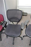 Ergonomic Type Office Chair