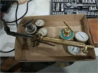 Torch gauges and torch