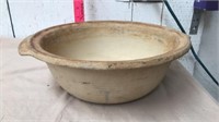 Pampered Chef stoneware bowl