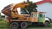 1986 International Truck with Large Tree Spade