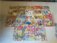 (13) Archie Archie Andrews Comic Books