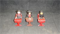 Alot Of Cast Iron Amish Figurines Kids At Desks