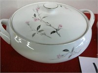 Tea Pot & Cherry Blossom Covered Dish