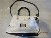 Valentina Italia Leather Handbag