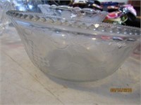 Grape Pattern Glass Bowl 7"