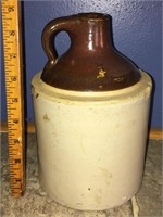 Stoneware jug has chip