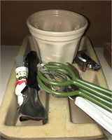 Bakeware/small and utensils