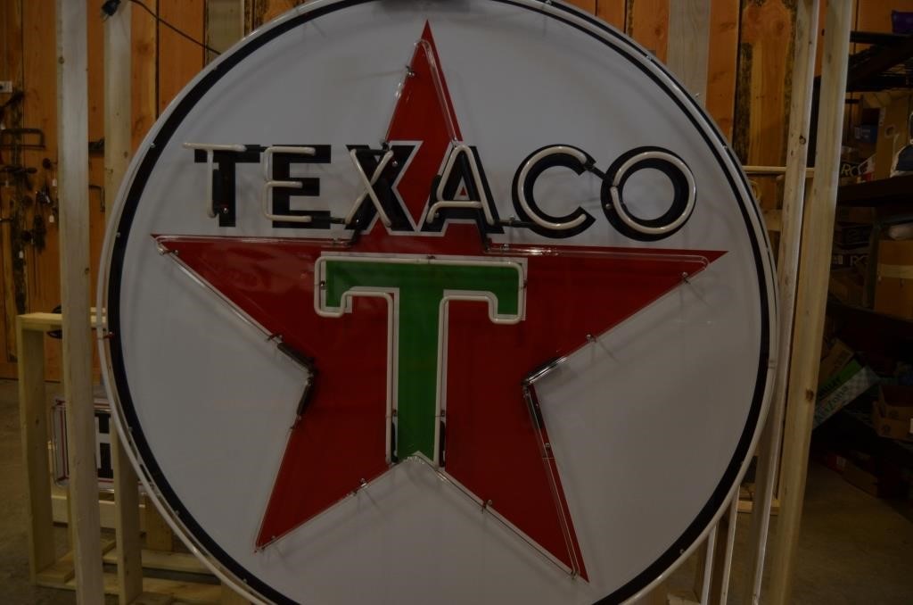 Texaco Neon Sign picture 2