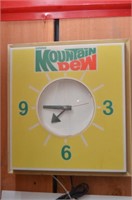 Mountian Dew Soda Clock