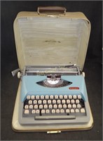 Vintage Royal Signet Typewriter Blue W/ Case