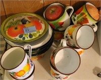 GROUPING: ENAMELWARE WITH TOMATO DECORATION 18