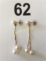 10kt Gold & Pearl Earrings