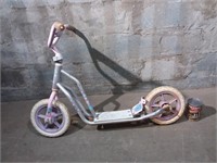 Trotinette pour fille - Girl scooter