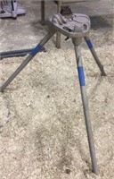 Craftsman pipe vise and stand