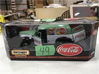 MatchBox Coca Cola Sedan 1/18