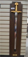 38" COLLECTIBLE SWORD WITH WALL MOUNT DISPLAY-
