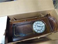 Howard Miller clock w/ box