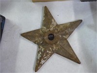 Vintage cast iron star