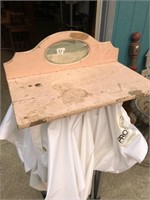Oak top with oval beveled mirror from small