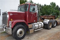 1986 GMC Semi Tractor