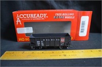 ACCUREADY ROLLING STOCK TRAIN CARS (2X)