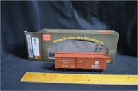 ROUNDHOUSE ROLLING STOCK TRAIN CARS (2X)