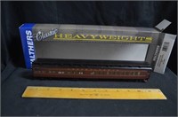 2 PC SET WALTHERS CLASSIC HEAVYWEIGHTS & INTERIOR