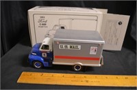 FIRST GEAR 1953 FORD C-600 DIE CAST MODEL