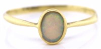 14ct Gold and opal ring