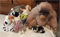 Stuffed Animals, Toys, Dolls