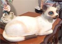 Universal Statuary Siamese Cat