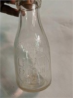 L.e. Cain 1 Pint Milk Bottle Felton Delaware