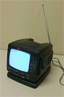 Wilson Small TV/Radio Appears To Work