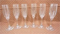 Lot of 6 Clear Glass Champagne Flutes