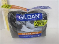 New Gildan now show socks size 6-12