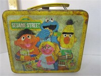 1979 Sesame Street lunch box; no thermos