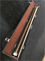 Spalding Pool Cue with Hard Carrying Case