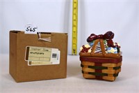 2006 LITTLE GIFTS BASKET WITH CERAMIC LID
